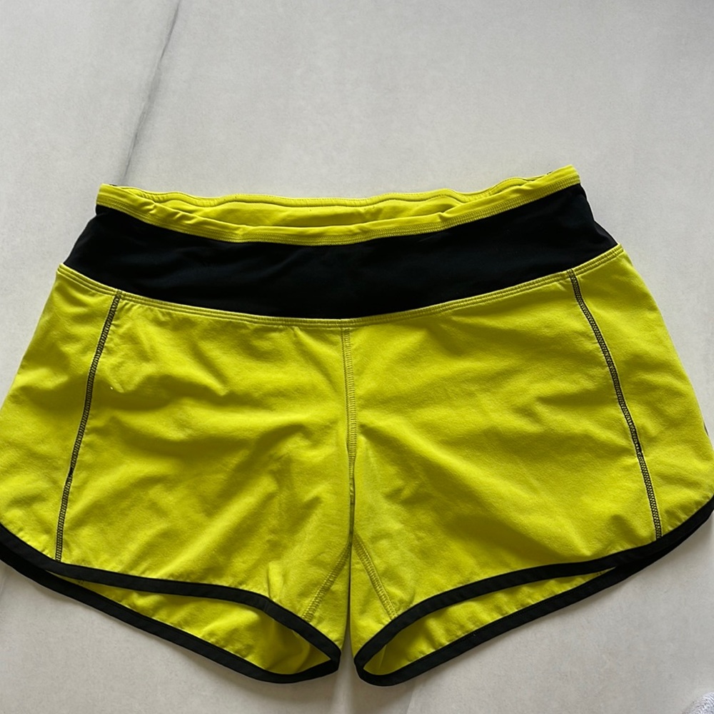 Lululemon size 4.  Worn but in good condition